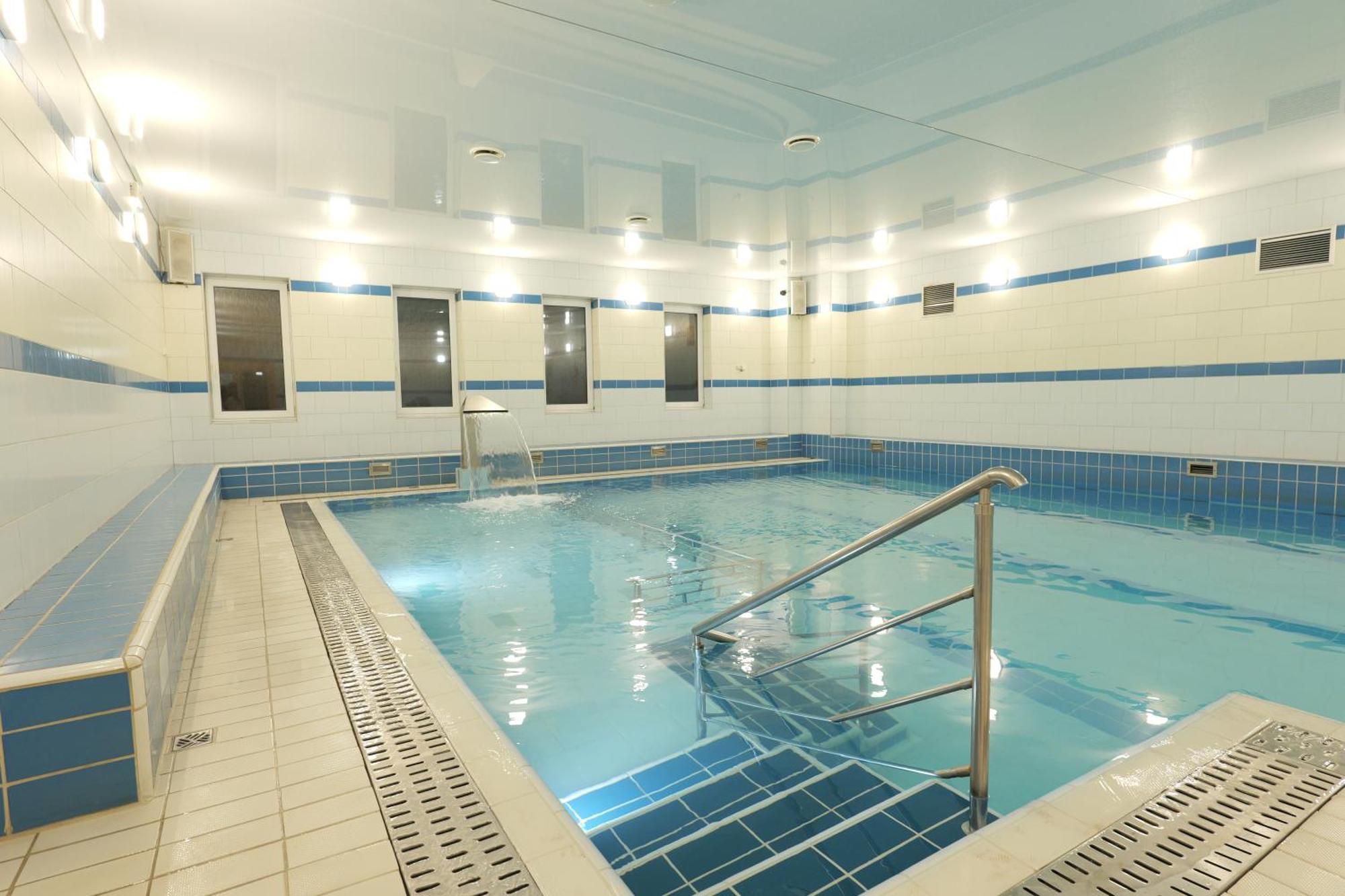 Hotel Reslinski 그로지스크 비엘코폴스키 외부 사진